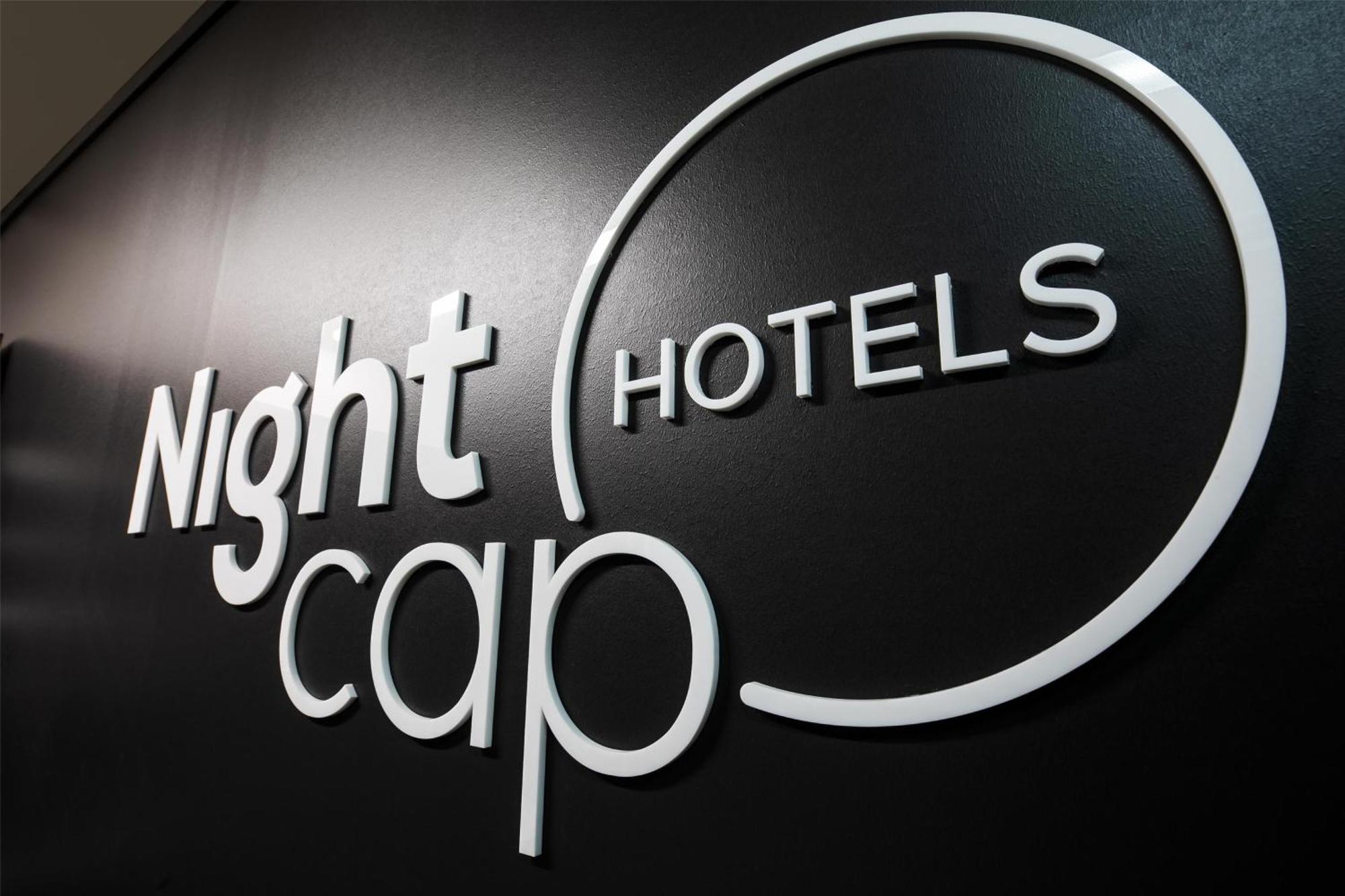 Nightcap At Fairfield Hotell Exteriör bild